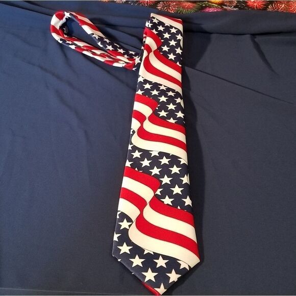 American Lifestyle 4th of July Tie - Picture 1 of 4